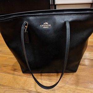 🎇SOLD!🎇Coach Black Tote